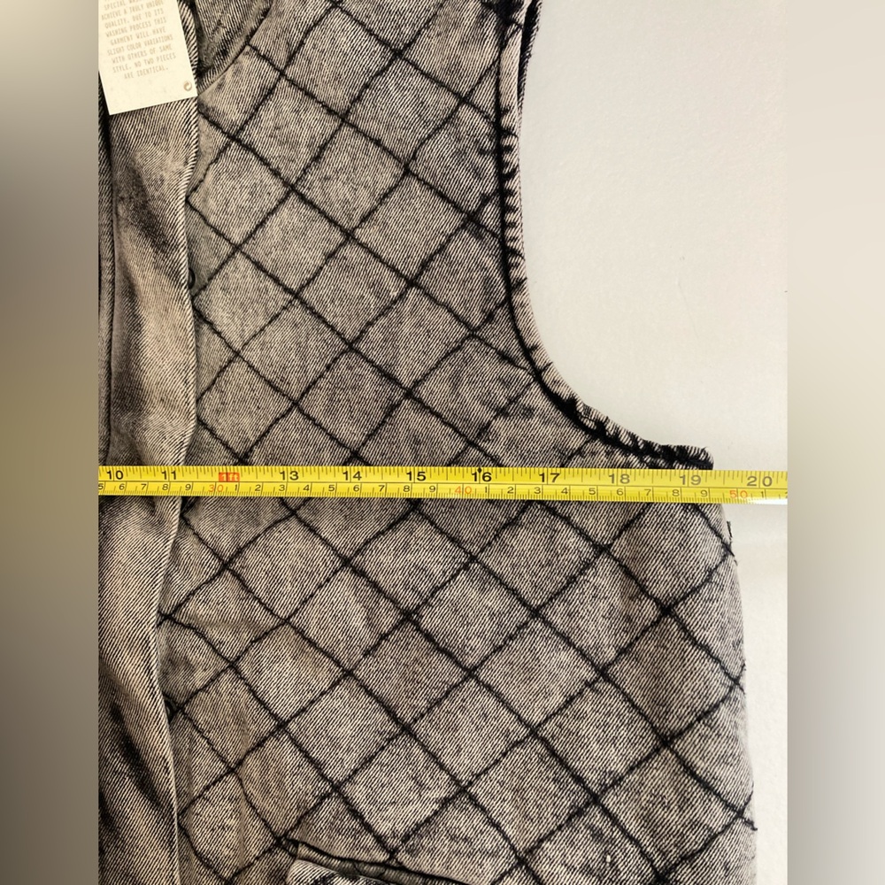 Stoosh Vintage Denim | NWT Women’s Sleeveless Quilted Button Front Vest - Picture 10 of 11